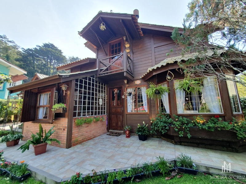 Casa mobiliada 4 quartos no bairro Planalto em Gramado: 1ª foto da galeria de imagens do imóvel