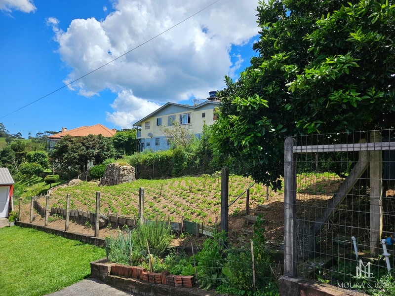 Terreno no Bairro Pórtico em Gramado: 3ª foto da galeria de imagens do imóvel