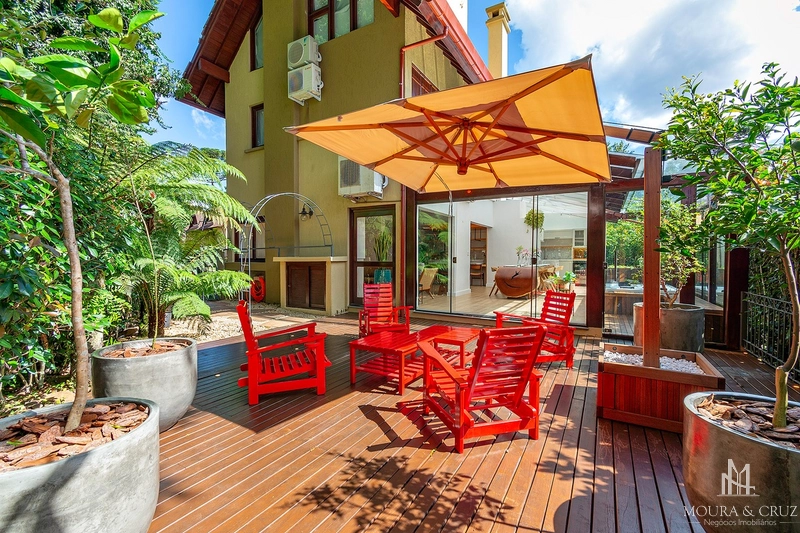 Casa mobiliada com 4 quartos no Bavária em Gramado: 24ª foto da galeria de imagens do imóvel