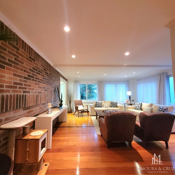Casa 5 quartos no bairro Planalto em Gramado: 6ª foto da galeria de imagens do imóvel