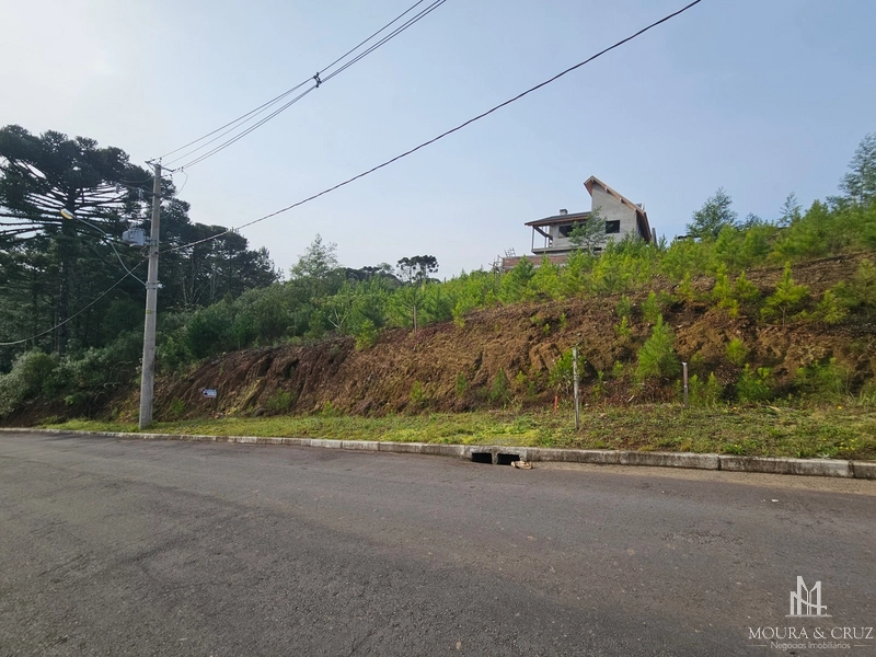 Terreno no loteamento Marsal em Gramado: 3ª foto da galeria de imagens do imóvel
