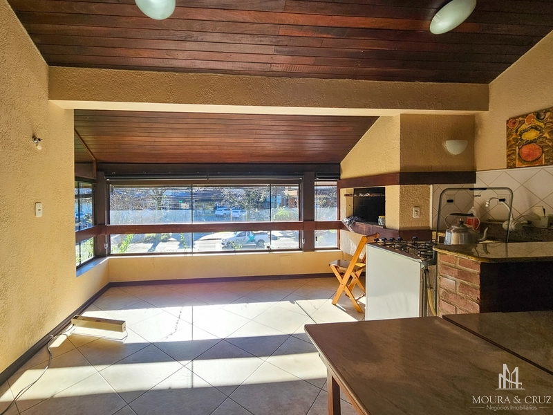 Casa 4 quartos mobiliada em condomínio no Centro de Gramado: 27ª foto da galeria de imagens do imóvel