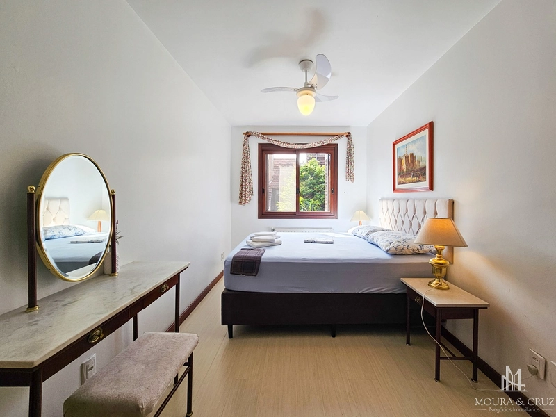 Casa 4 quartos mobiliada em condomínio no Centro de Gramado: 17ª foto da galeria de imagens do imóvel