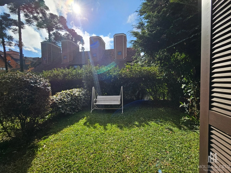 Casa 4 quartos mobiliada em condomínio no Centro de Gramado: 8ª foto da galeria de imagens do imóvel
