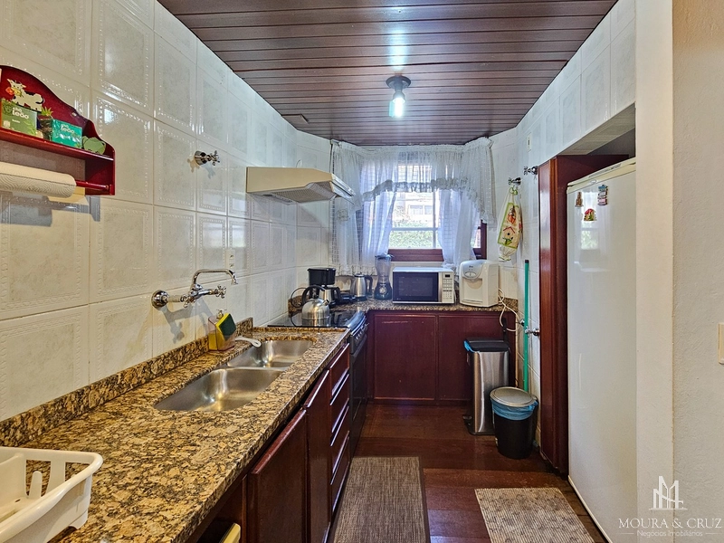Casa 4 quartos mobiliada em condomínio no Centro de Gramado: 5ª foto da galeria de imagens do imóvel