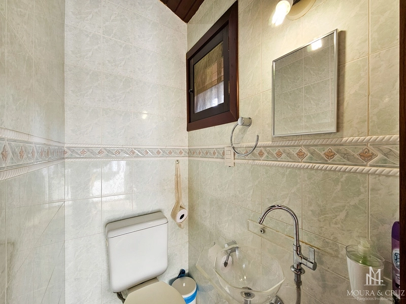Casa 4 quartos mobiliada em condomínio no Centro de Gramado: 7ª foto da galeria de imagens do imóvel