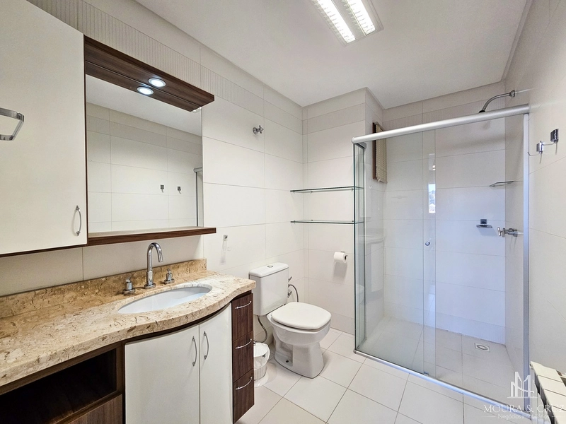 Apartamento 4 quartos mobiliado no Centro de Gramado: 18ª foto da galeria de imagens do imóvel