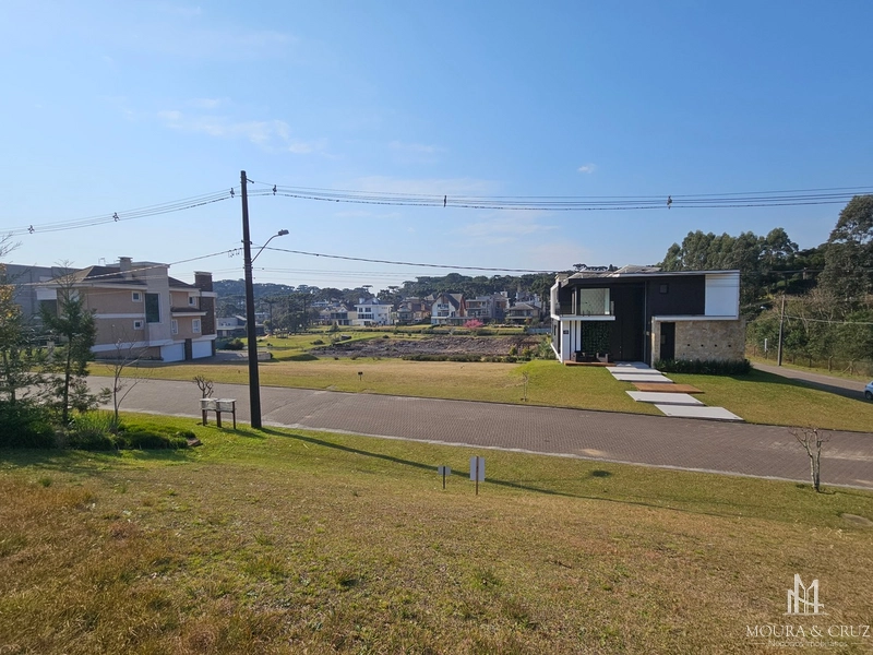 Terreno no Condomínio Altos Pinheiros em Canela: 5ª foto da galeria de imagens do imóvel