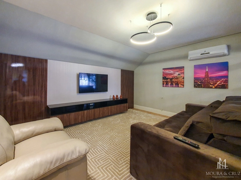 Apartamento Cobertura mobiliada 4 quartos no Centro de Gramado: 6ª foto da galeria de imagens do imóvel