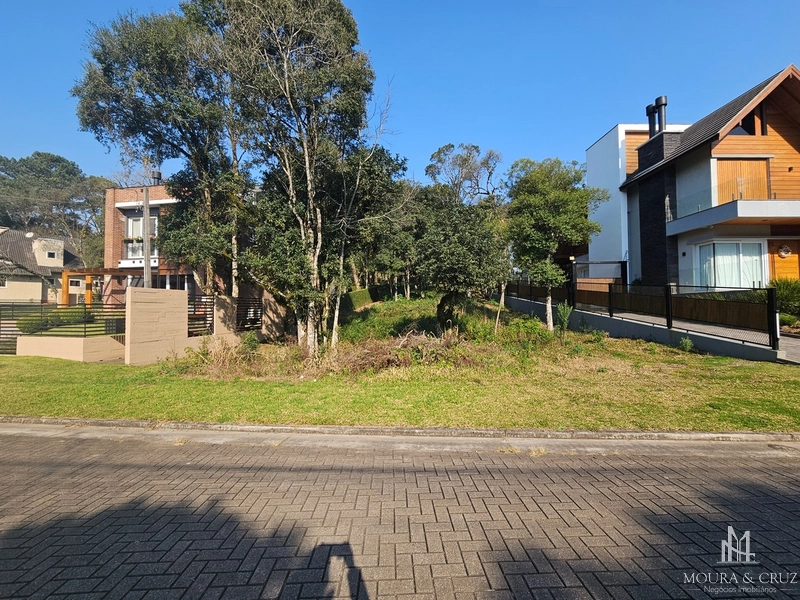 Terreno no Vivendas do Arvoredo em Gramado: 1ª foto da galeria de imagens do imóvel