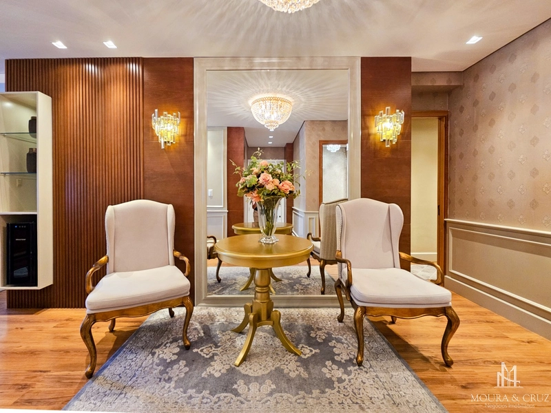 Apartamento 3 quartos mobiliado no Centro de Gramado: 2ª foto da galeria de imagens do imóvel