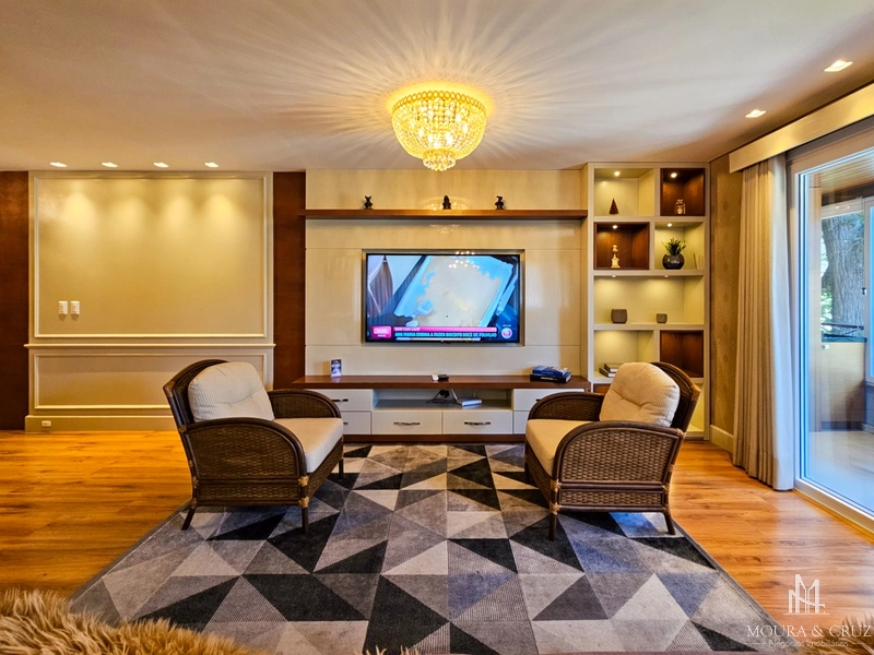 Apartamento 3 quartos mobiliado no Centro de Gramado: 3ª foto da galeria de imagens do imóvel