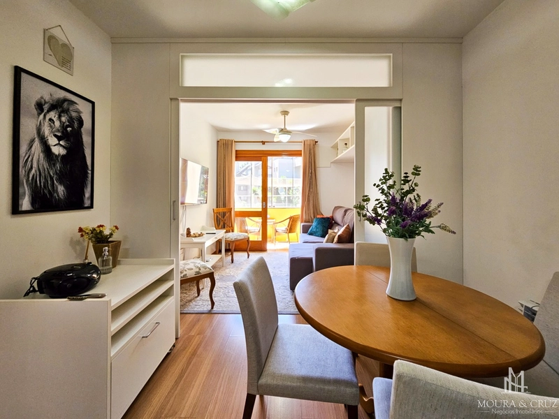 Apartamento 1 quarto mobiliado no centro de Gramado: 1ª foto da galeria de imagens do imóvel