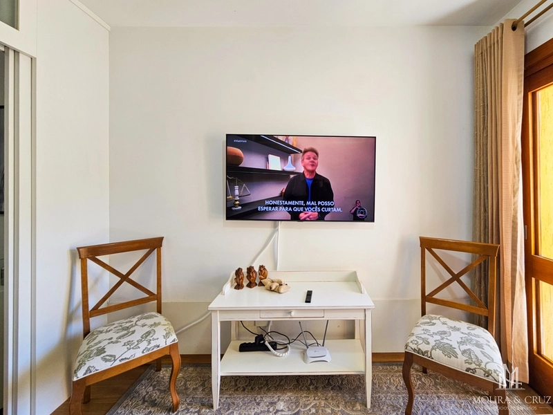 Apartamento 1 quarto mobiliado no centro de Gramado: 3ª foto da galeria de imagens do imóvel