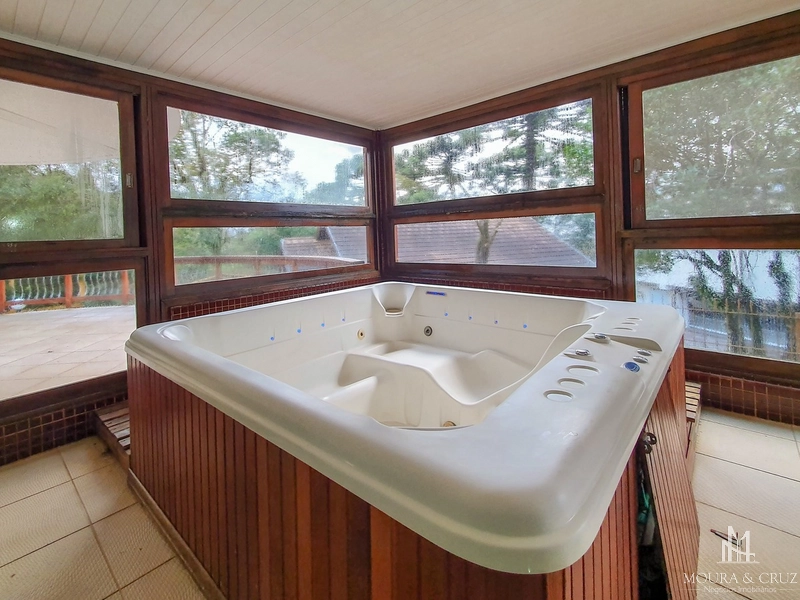 Apartamento 1 quarto mobiliado no centro de Gramado: 21ª foto da galeria de imagens do imóvel