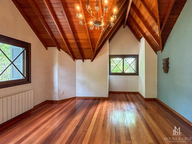 Casa 4 quartos na Vila Suzana em Canela: 30ª foto da galeria de imagens do imóvel