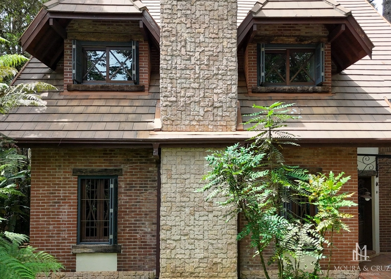 Casa 4 quartos na Vila Suzana em Canela: 1ª foto da galeria de imagens do imóvel