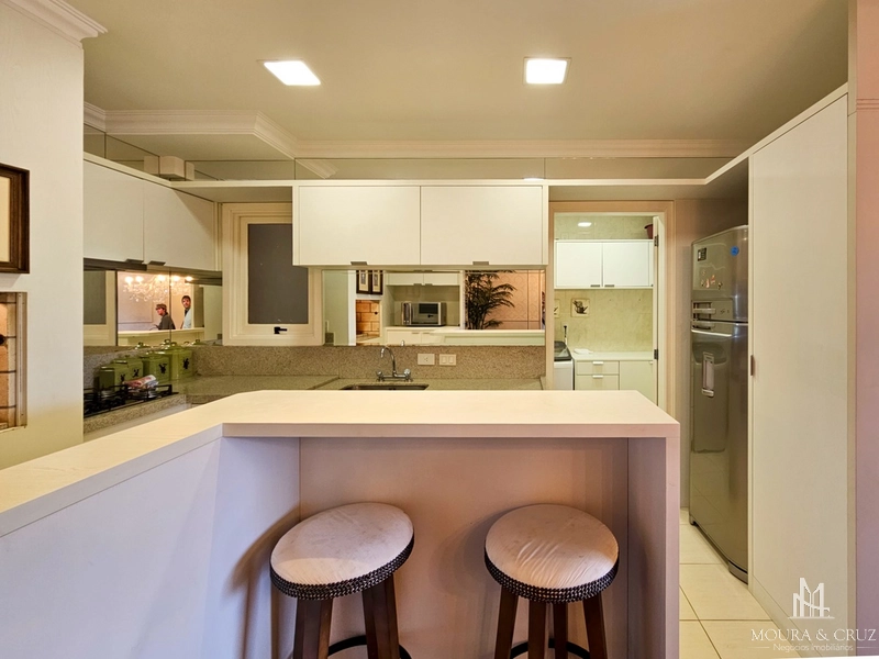 Apartamento 3 quartos mobiliado no Centro de Gramado: 10ª foto da galeria de imagens do imóvel