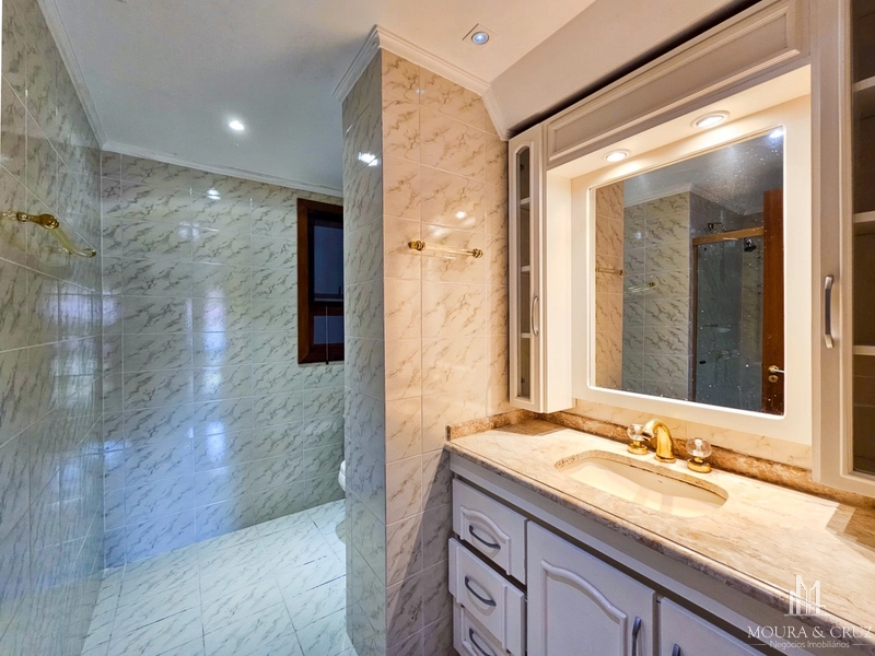 Apartamento mobiliado 4 quartos no Bavária em Gramado: 27ª foto da galeria de imagens do imóvel