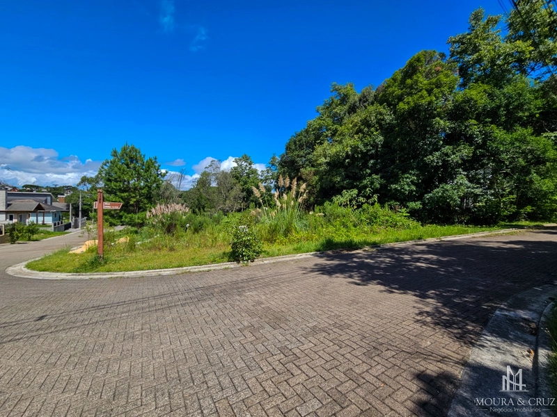 Terreno no Vivendas do Arvoredo em Gramado: 2ª foto da galeria de imagens do imóvel
