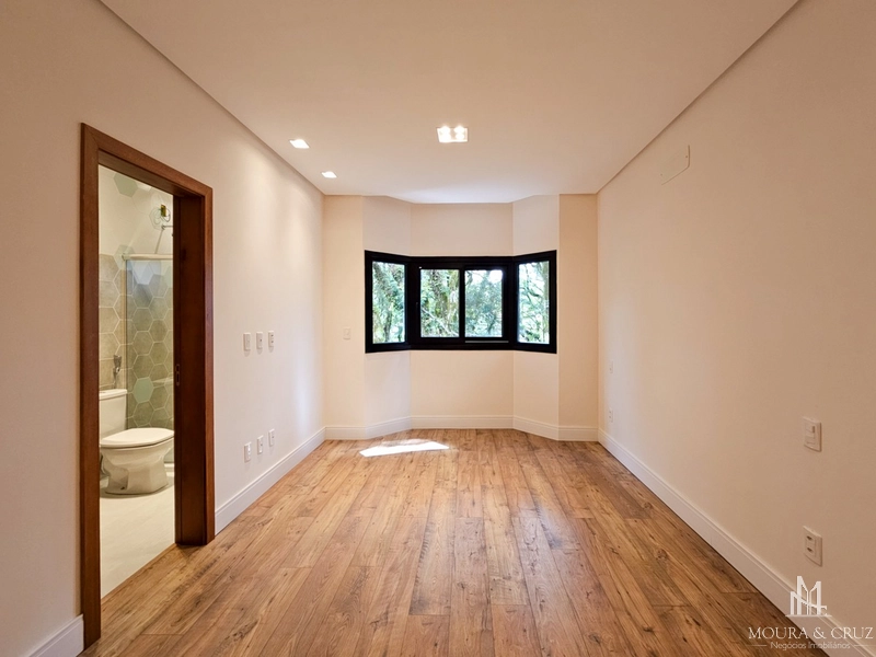 Casa 3 quartos no Condomínio Pinheiro Grosso em Canela: 11ª foto da galeria de imagens do imóvel