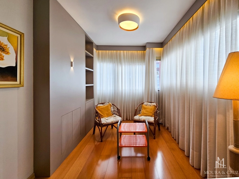 Apartamento 2 quartos mobiliado no Centro de Gramado: 4ª foto da galeria de imagens do imóvel