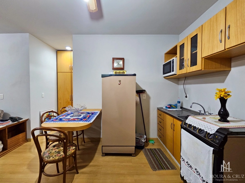 Apartamento JK mobiliado no centro de Gramado: 7ª foto da galeria de imagens do imóvel