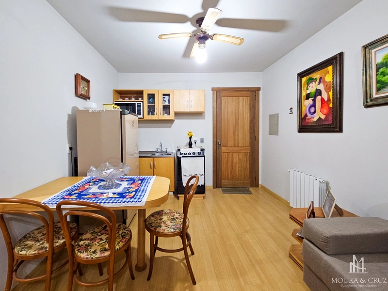Apartamento JK mobiliado no centro de Gramado: 6ª foto da galeria de imagens do imóvel