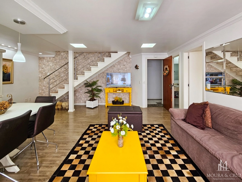 Apartamento Duplex mobiliado 2 quartos no Planalto em Gramado: 4ª foto da galeria de imagens do imóvel