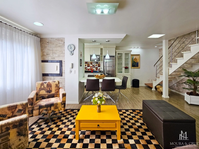 Apartamento Duplex mobiliado 2 quartos no Planalto em Gramado: 3ª foto da galeria de imagens do imóvel