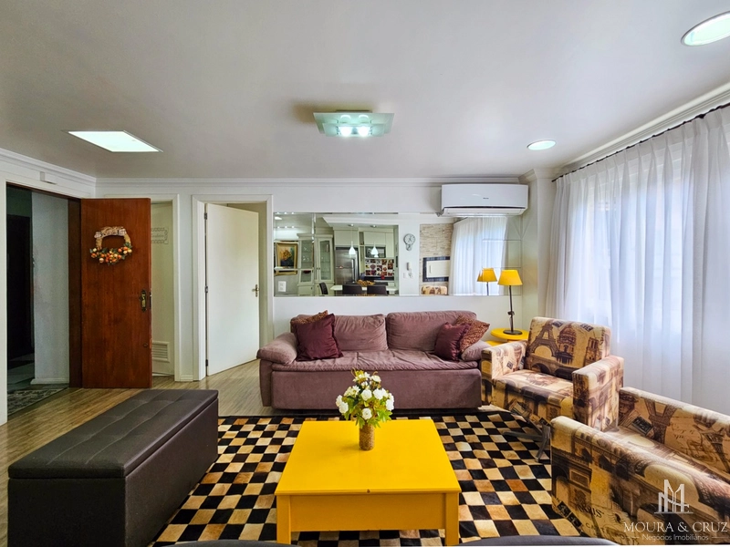 Apartamento Duplex mobiliado 2 quartos no Planalto em Gramado: 2ª foto da galeria de imagens do imóvel