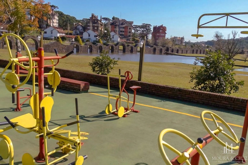 Casa 4 quartos mobiliada no Condomínio Quinta da Serra em Canela: 30ª foto da galeria de imagens do imóvel