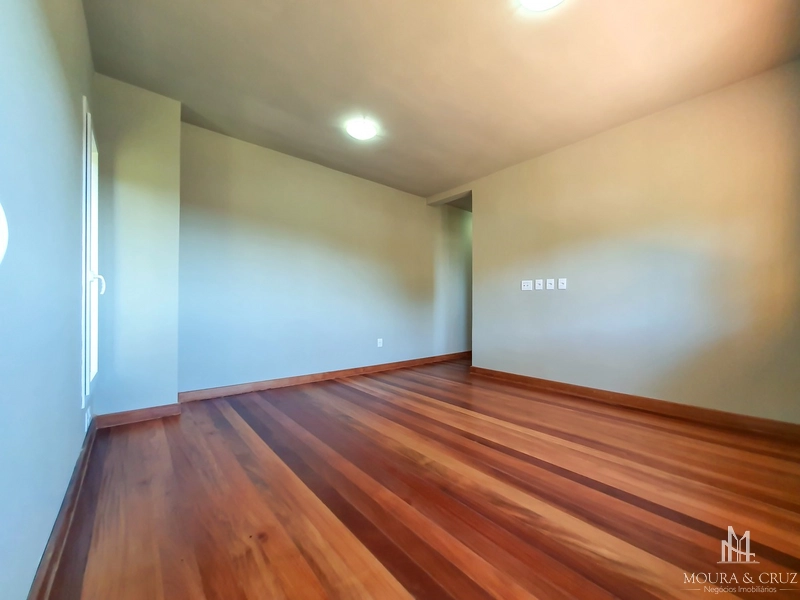 Casa 4 quartos no Condomínio Reserva da Serra em Canela: 18ª foto da galeria de imagens do imóvel