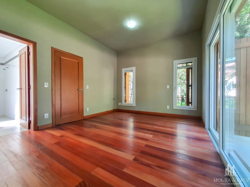 Casa 4 quartos no Condomínio Reserva da Serra em Canela: 12ª foto da galeria de imagens do imóvel