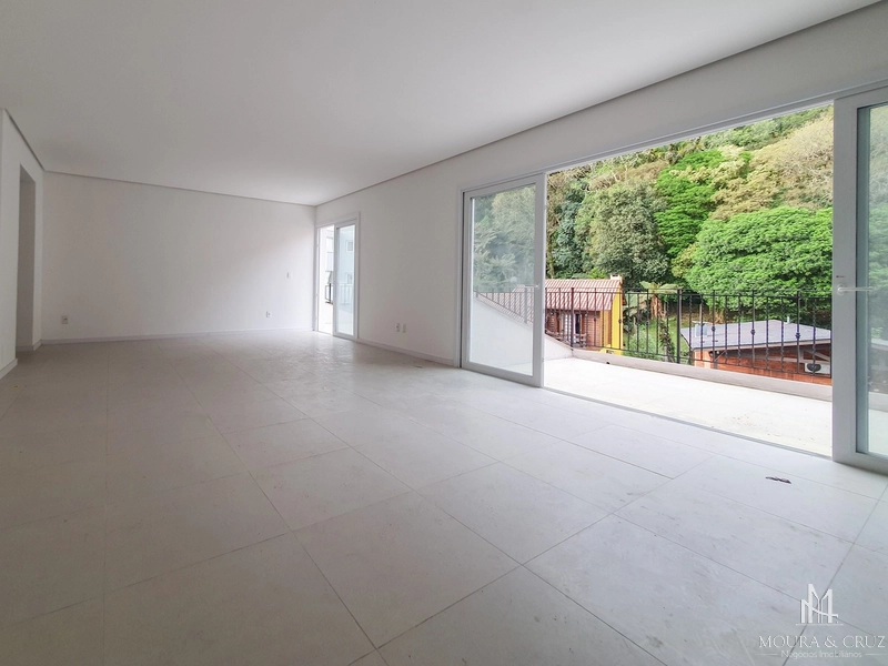 Apartamento 2 quartos no centro de Gramado: 4ª foto da galeria de imagens do imóvel