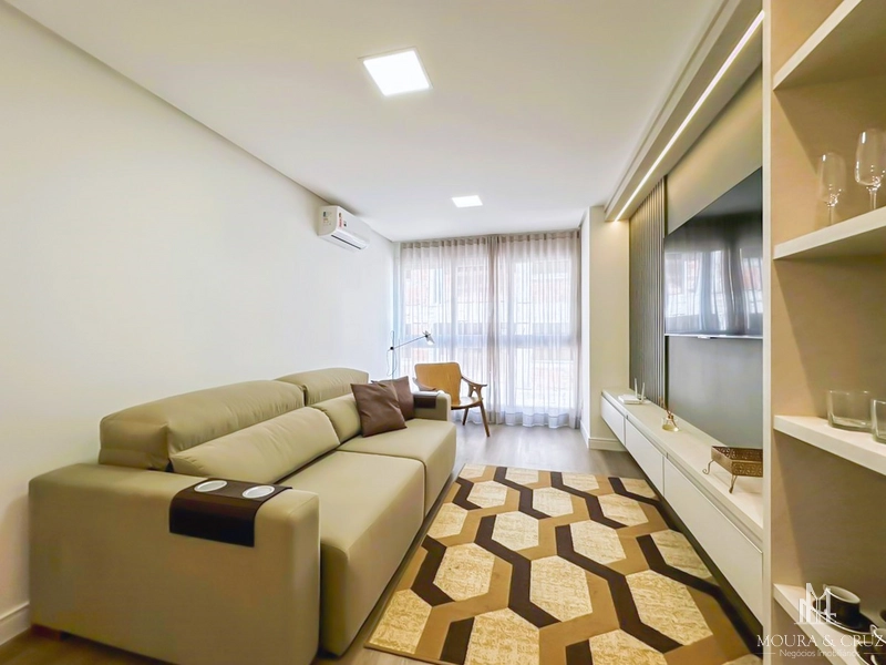 Apartamento 2 quartos mobiliado no Centro de Gramado: 2ª foto da galeria de imagens do imóvel