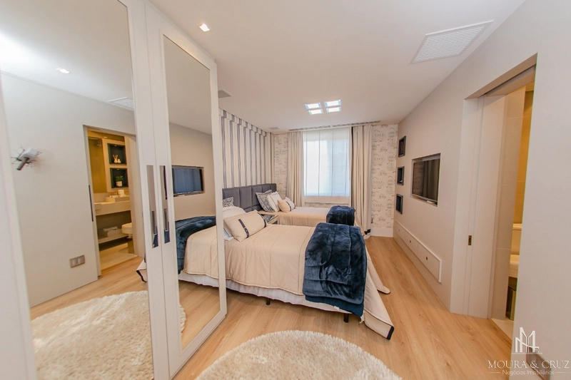 Apartamento Cobertura 4 quartos mobiliado no centro de Gramado: 20ª foto da galeria de imagens do imóvel