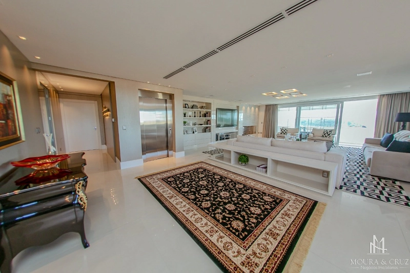 Apartamento Cobertura 4 quartos mobiliado no centro de Gramado: 11ª foto da galeria de imagens do imóvel