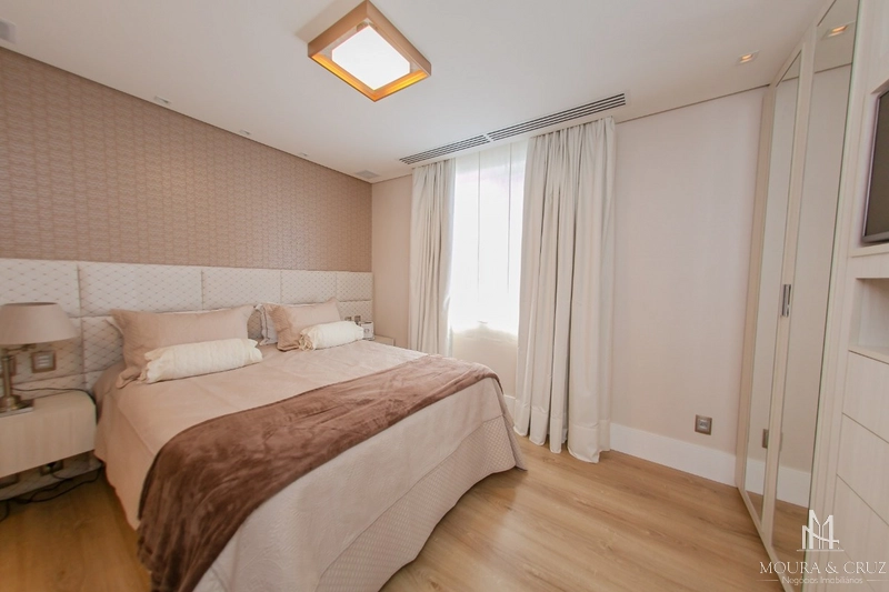 Apartamento Cobertura 4 quartos mobiliado no centro de Gramado: 23ª foto da galeria de imagens do imóvel