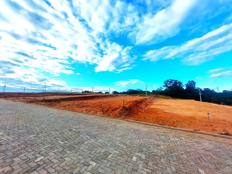 CONDOMÍNIO FECHADO: 13ª foto da galeria de imagens do imóvel