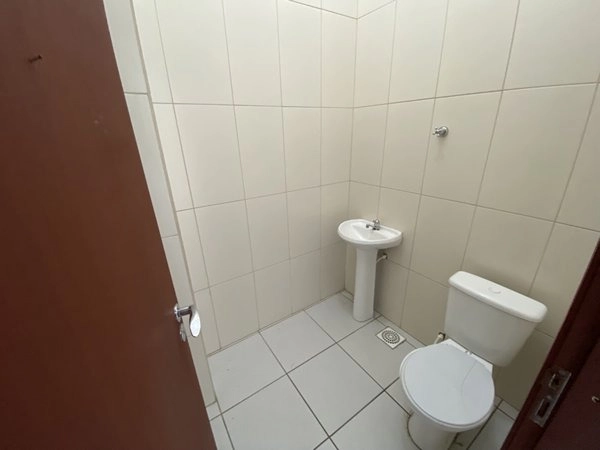 : 2ª foto da galeria de imagens do imóvel