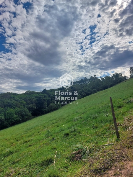 Área nobre à 06km da Cidade, 15 minutos do Centro.: 71ª foto da galeria de imagens do imóvel