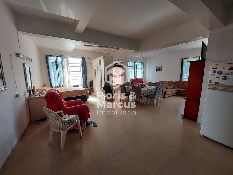 Casa + Ponto comercial a venda: 36ª foto da galeria de imagens do imóvel