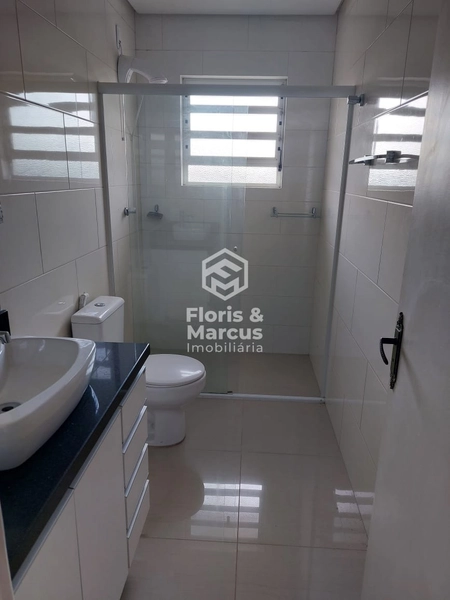 Casa + Ponto comercial a venda: 8ª foto da galeria de imagens do imóvel