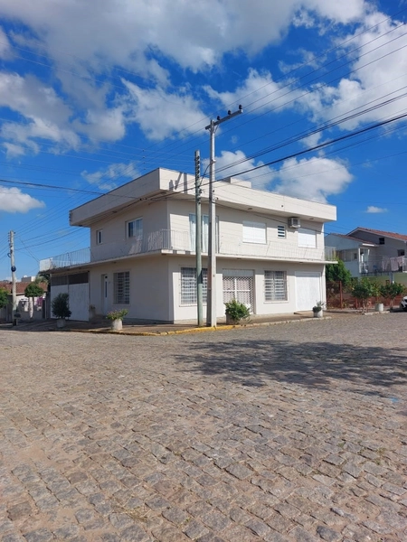Casa + Ponto comercial a venda: 11ª foto da galeria de imagens do imóvel