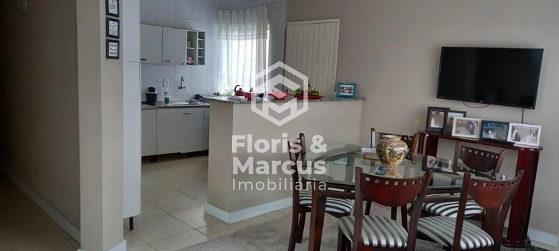 RESIDENCIA EM BAIRRO NOBRE: 6ª foto da galeria de imagens do imóvel