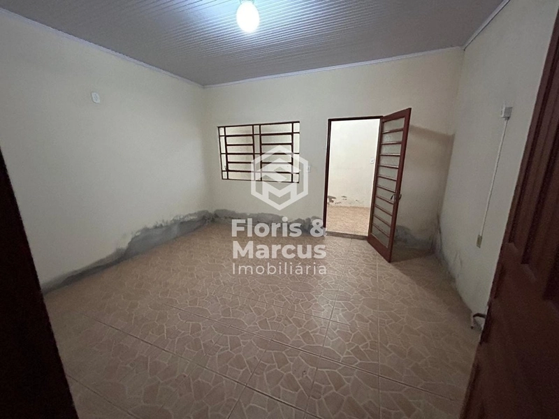 RESIDENCIA/PONTO COMERCIAL.: 6ª foto da galeria de imagens do imóvel
