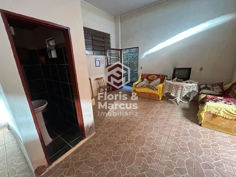 RESIDENCIA/PONTO COMERCIAL.: 10ª foto da galeria de imagens do imóvel
