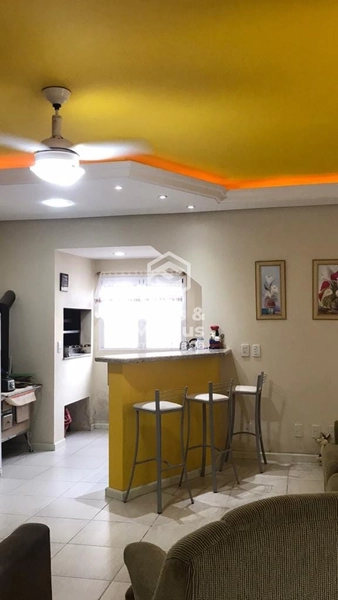 SOBRADO A VENDA, UMA QUADRA DO IFISUL: 3ª foto da galeria de imagens do imóvel