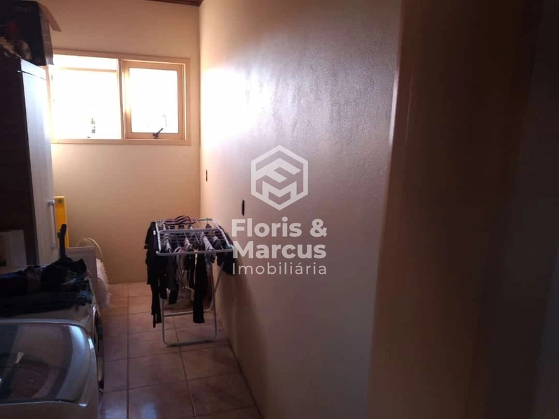 SOBRADO A VENDA, UMA QUADRA DO IFISUL: 13ª foto da galeria de imagens do imóvel